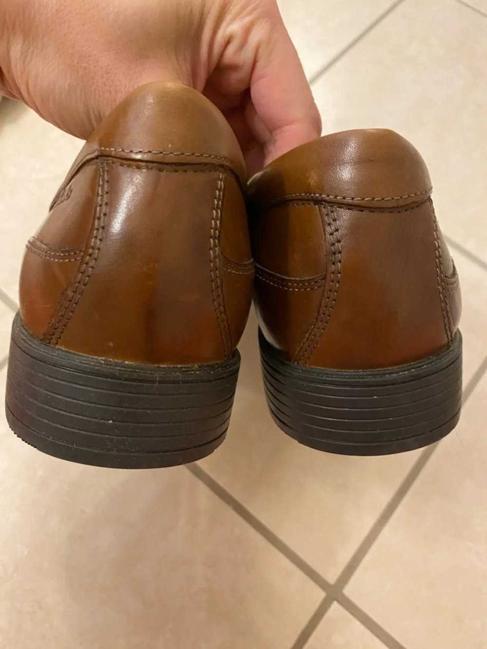 Clarks size 12 Men's Brown Leather Slip-On Loafers